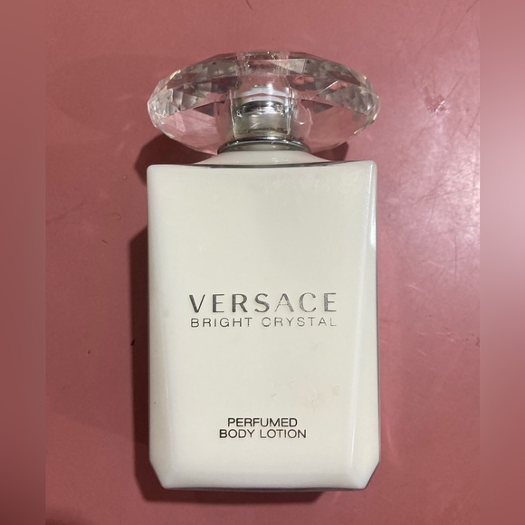 Versace Bright Crystal Perfumed Body Lotion for Women 3.4 oz NEW - Picture 4 of 4